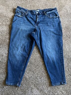 Maurices Women's Mid-Blue Ankle Crop Jeans